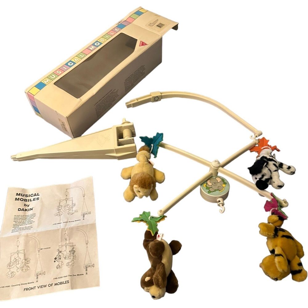 Vintage 1989 Dankin Baby Zoo Animal Music Crib Mobile Nursery Lullaby #46-5200